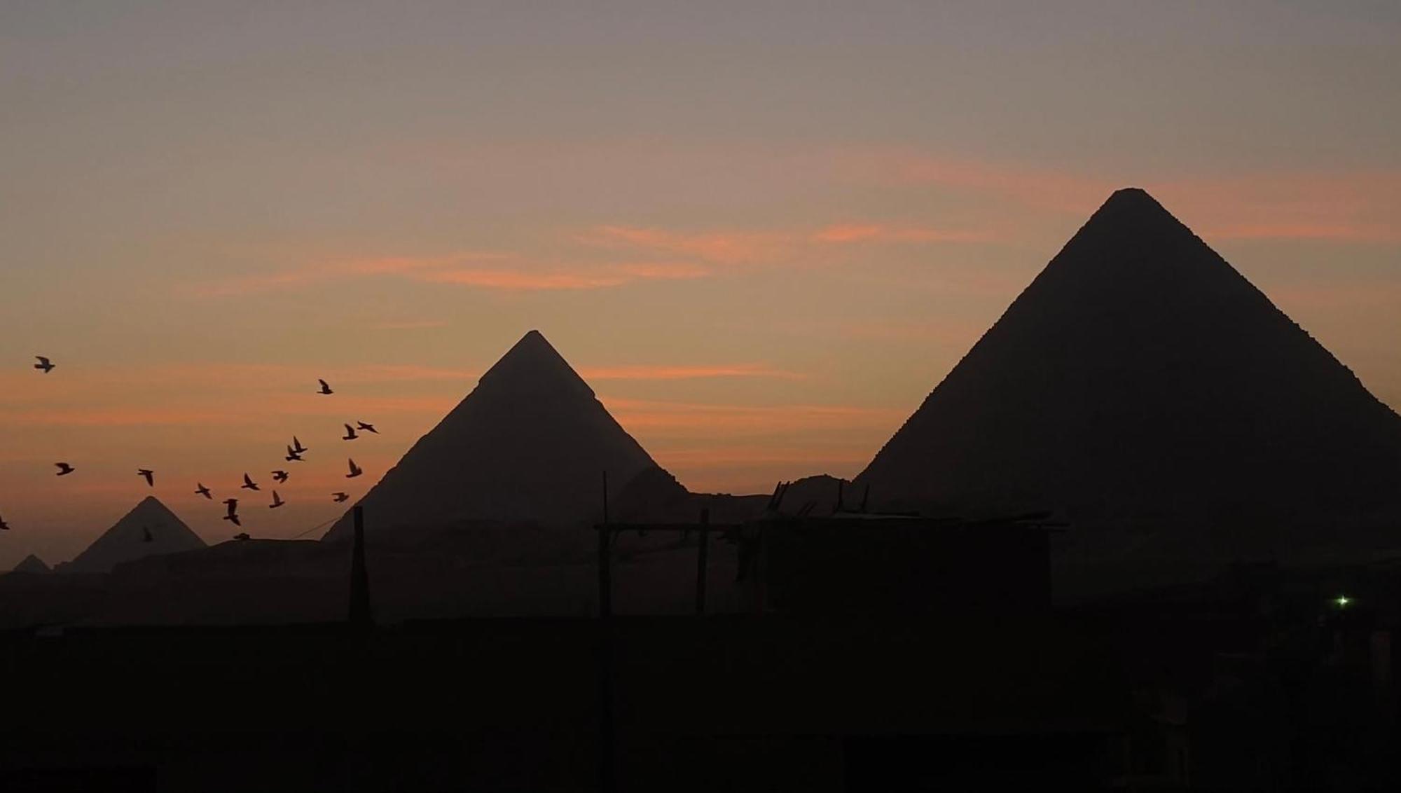 Horus Pyramids View Apartment ไคโร ภายนอก รูปภาพ