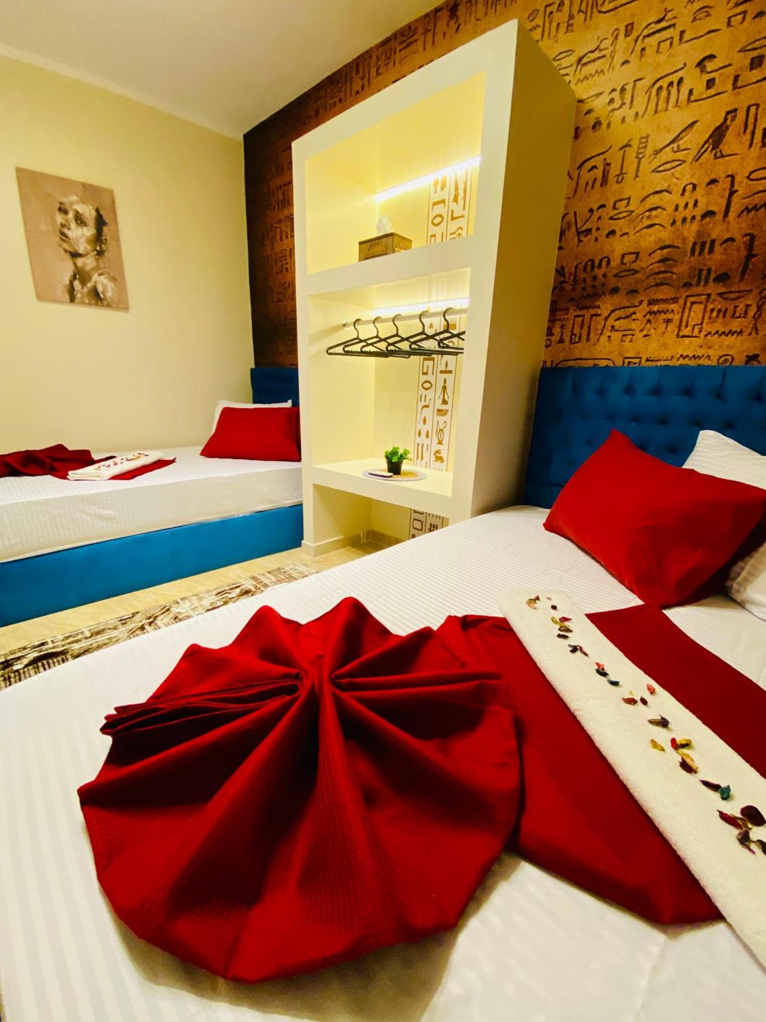 Horus Pyramids View Apartment ไคโร ภายนอก รูปภาพ