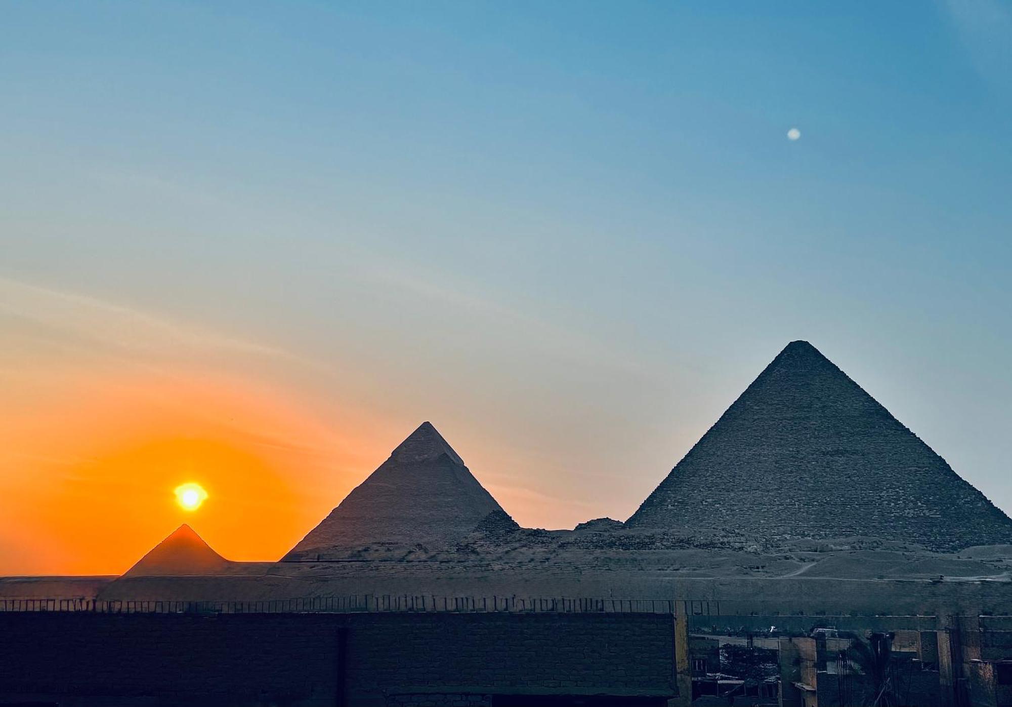 Horus Pyramids View Apartment ไคโร ภายนอก รูปภาพ